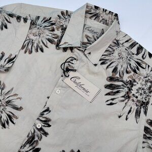 California Shirt Co Men's Sunflower Print Short Sleeve Shirt, Size Medium, Ivory